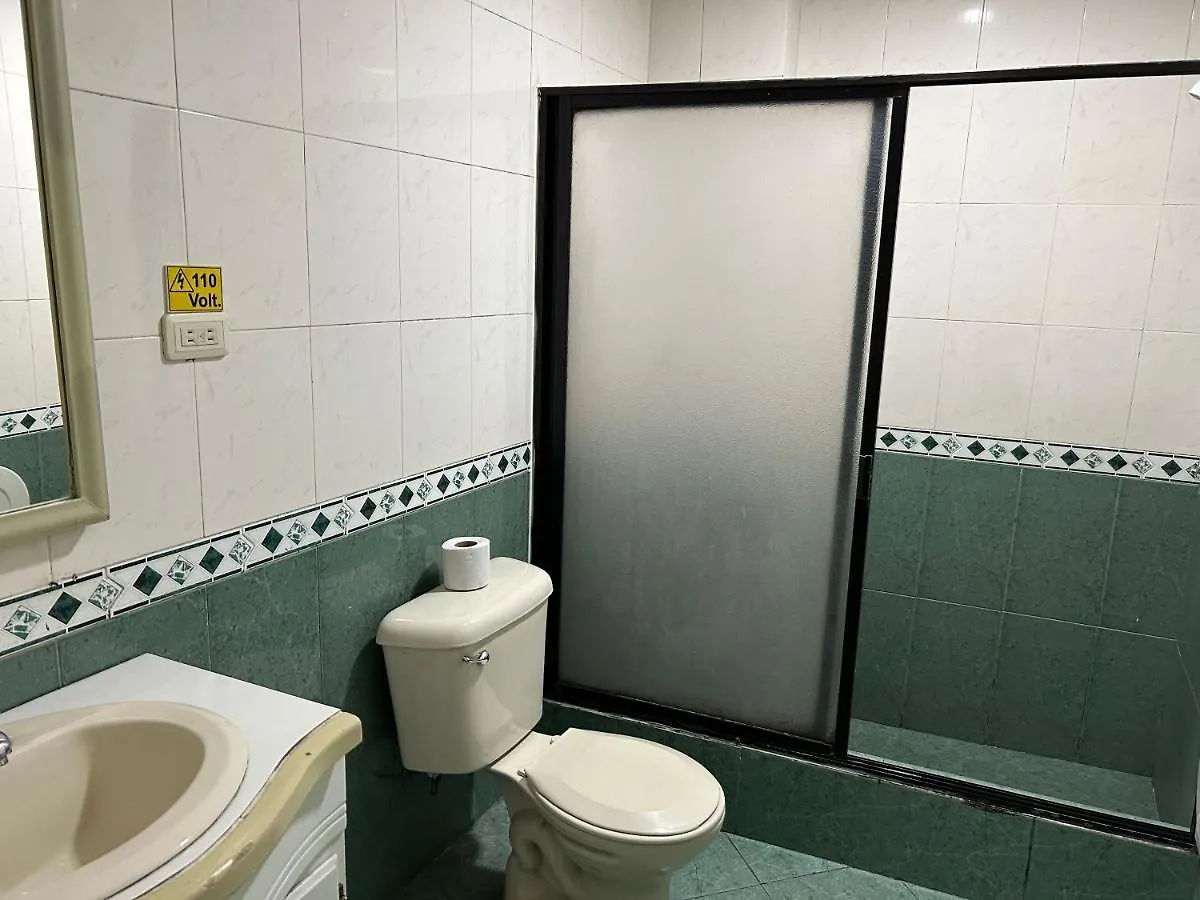 Inaquito Gold Hotel Guest house