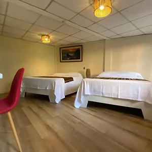  Hostal Arupo